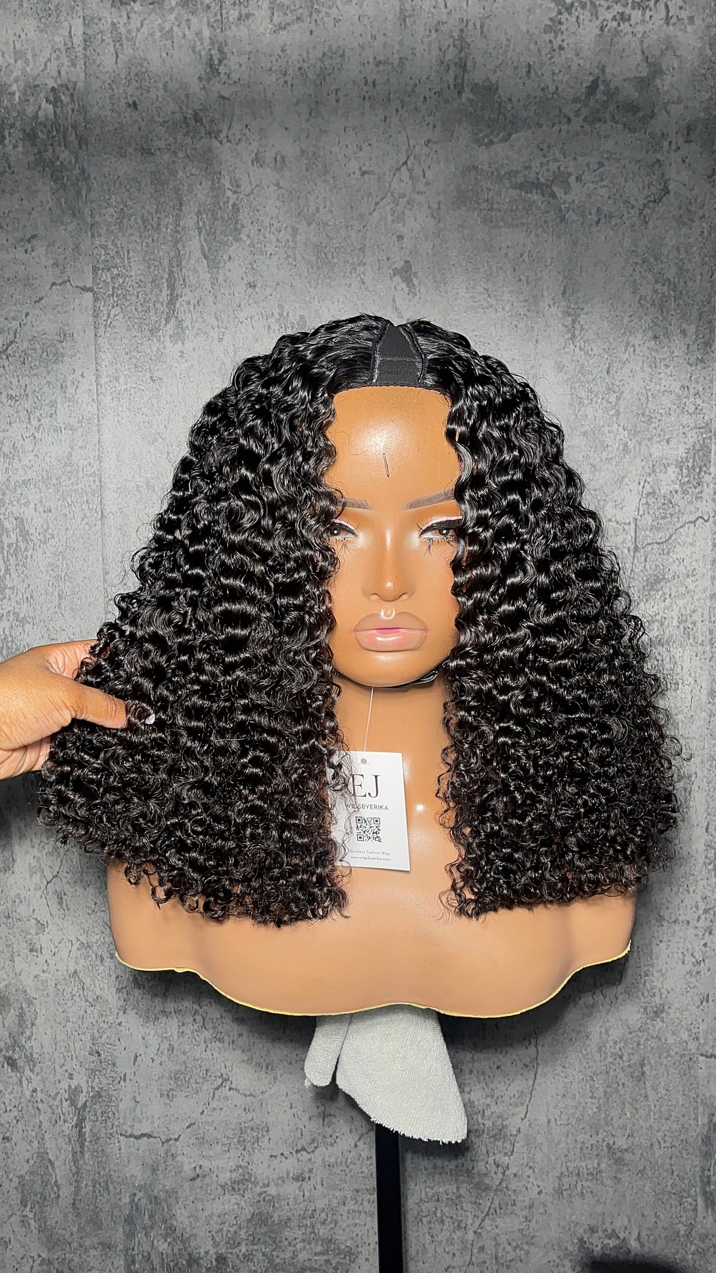 Burmese Curly V/Upart Wig