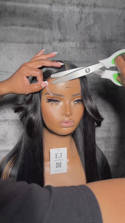 "Curtain Bangs w/ Face Layers"
